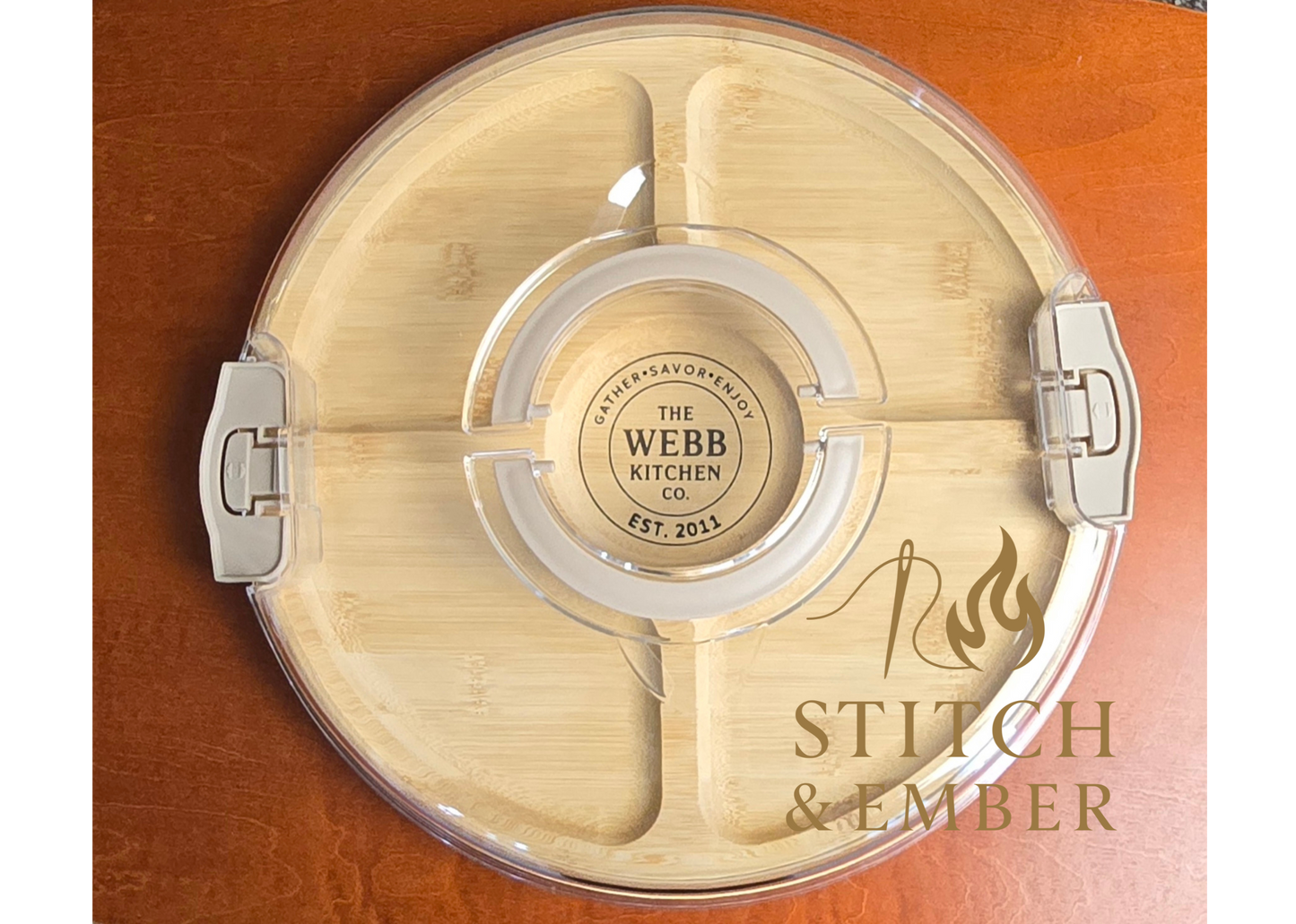 Personalized Bamboo Charcuterie Tray with Locking Lid – Engraved Serving Board